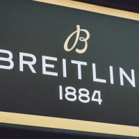 高級時計をブロックチェーンで真贋保証、スイス Breitlingが実利用